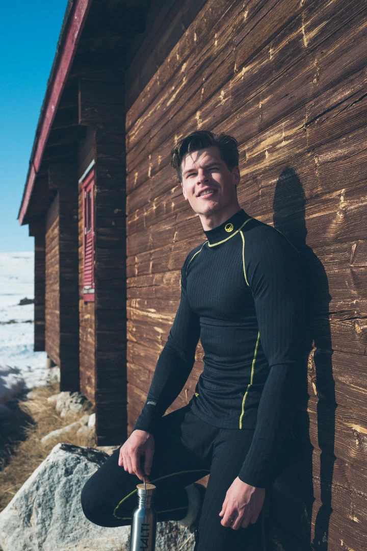 Halti Avion Men's Light Base Layer Shirt Halti Avion Men's Light Base Layer Shirt