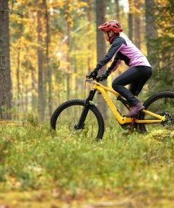 Halti Fara Mid 2 Women's DrymaxX Outdoor Shoes 10 Halti Fara Mid 2 Women's DrymaxX Outdoor Shoes